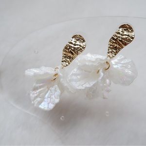Kayla Blossom Earrings